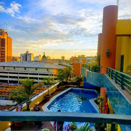 Hotel Las Margaritas Asuncion Bagian luar foto