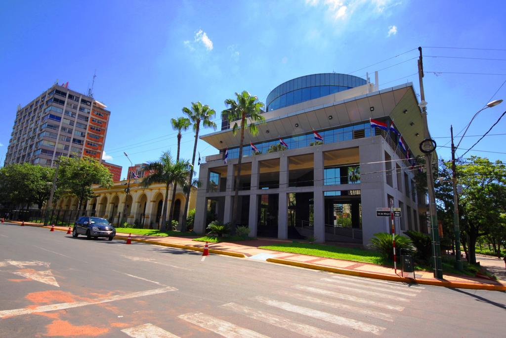 Hotel Las Margaritas Asuncion Bagian luar foto