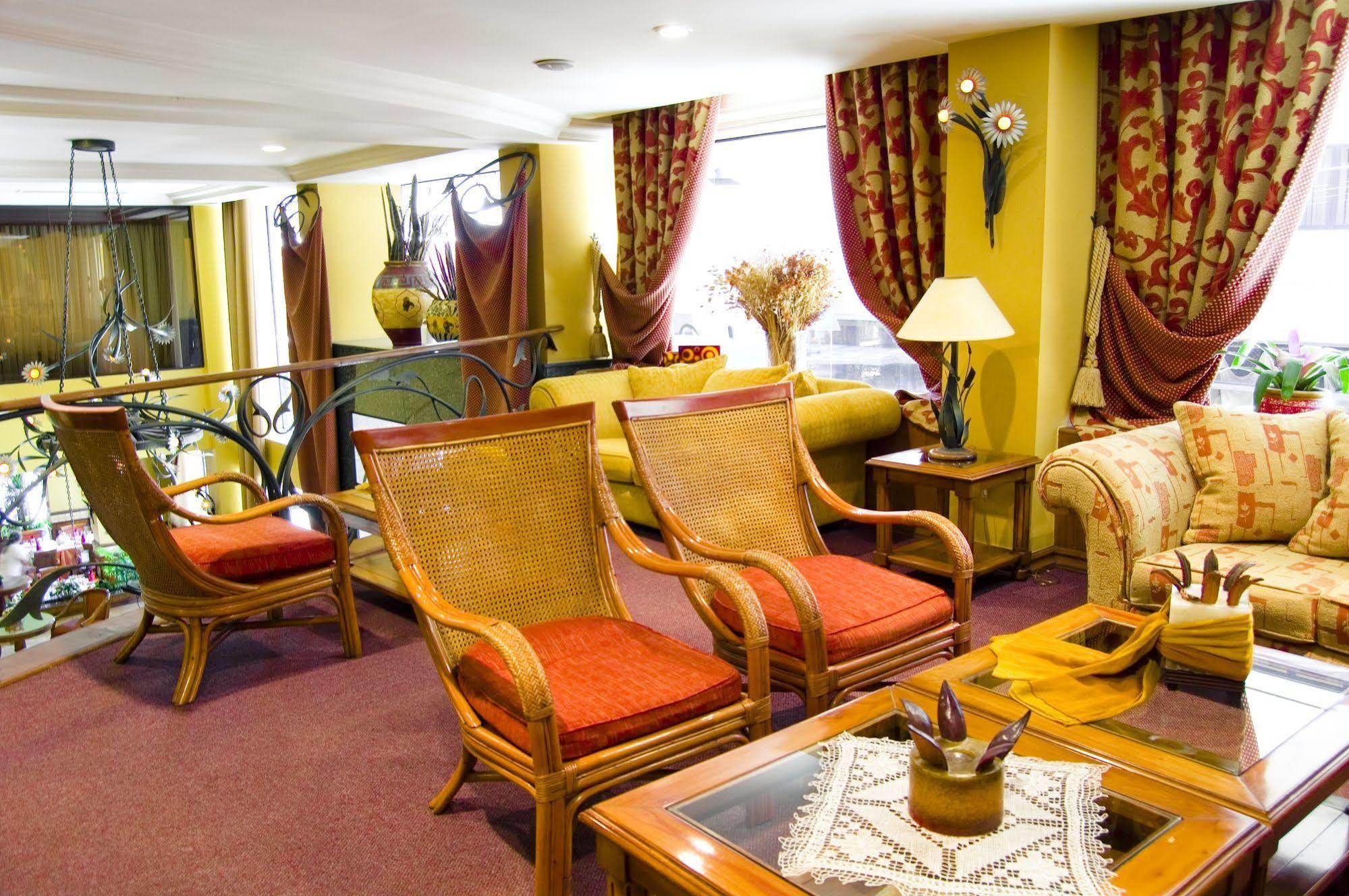 Hotel Las Margaritas Asuncion Bagian luar foto